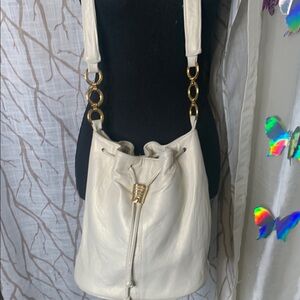 Vintage Cream Leather Drawstring /Bucket Shoulder Bag